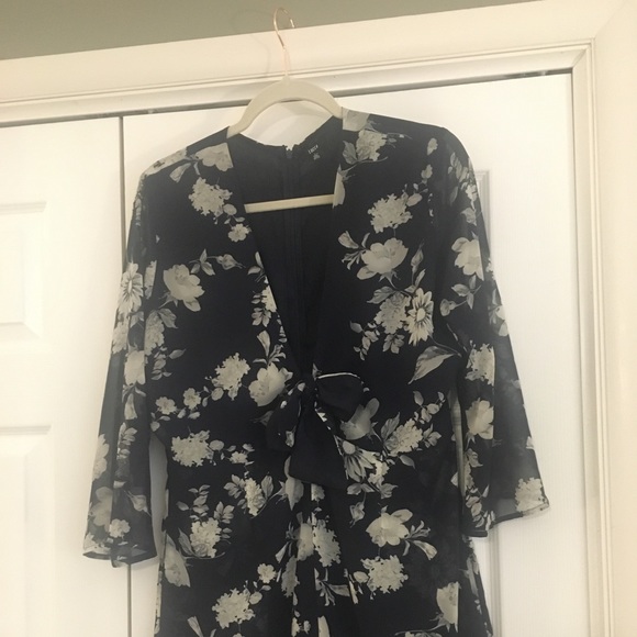 Floral romper - Picture 2 of 6